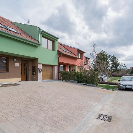Ubytovani Lednice Buitenkant foto