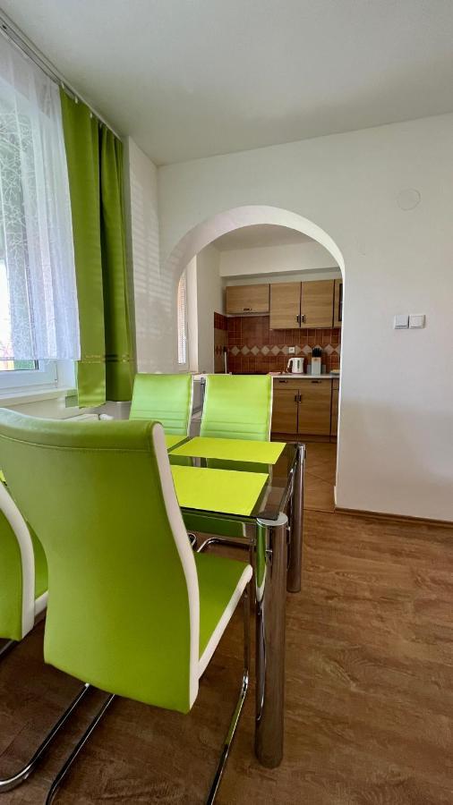 Ubytovani Lednice Buitenkant foto